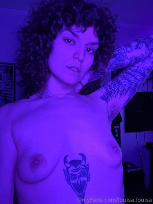 Miss Louisa Photo #18