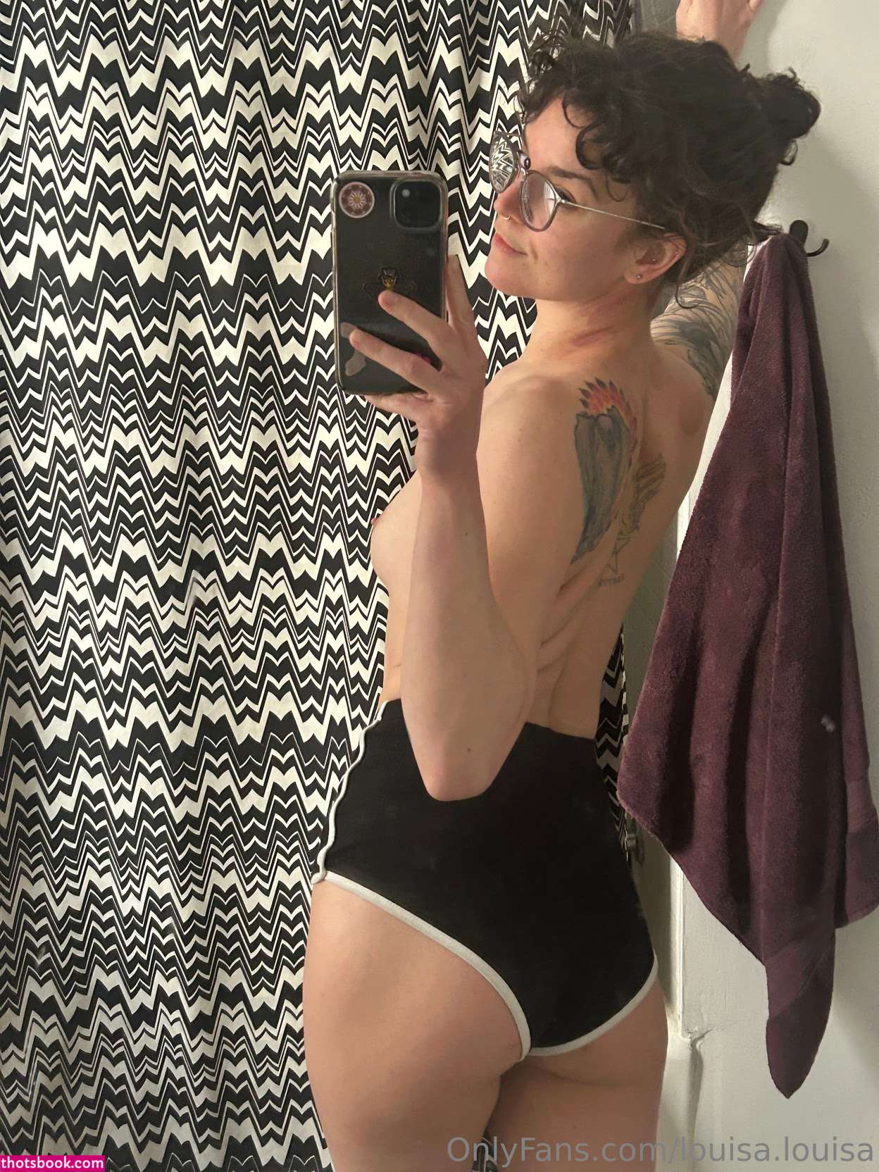 Miss Louisa Photo #28