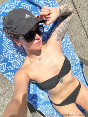 Miss Louisa Photo #34