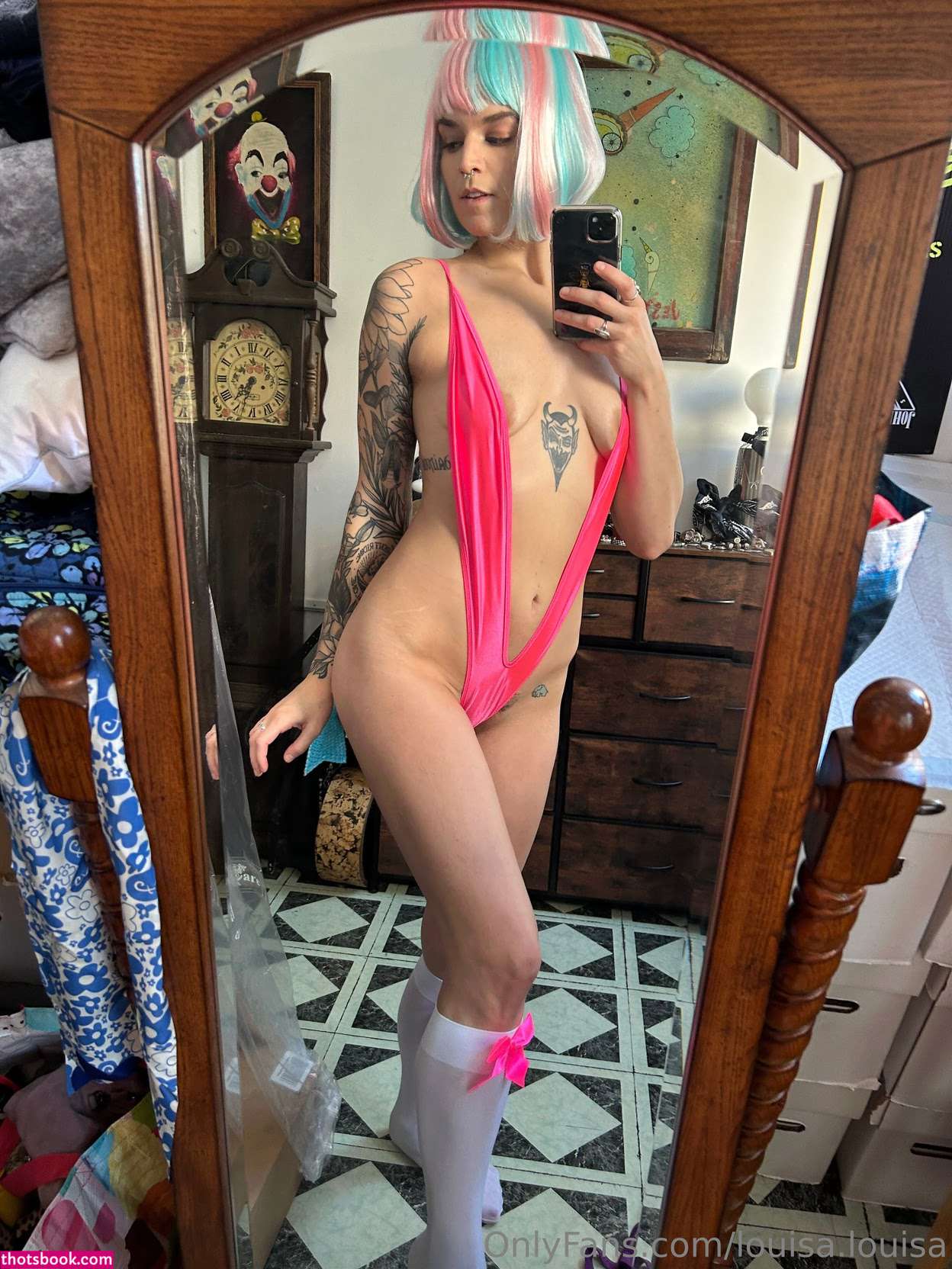 Miss Louisa Photo #43