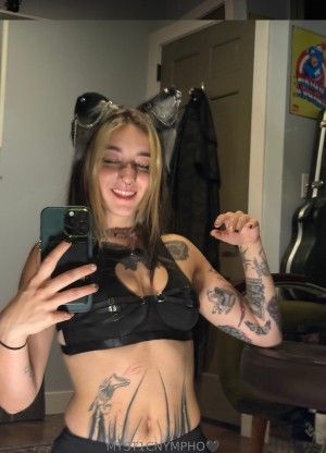 Myst1cnympho Photo #20