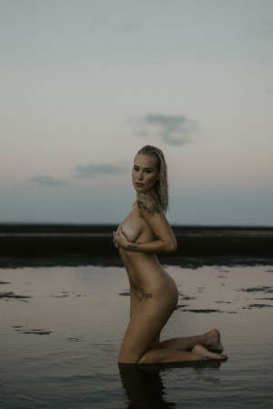 Summer Casswell Photo #54