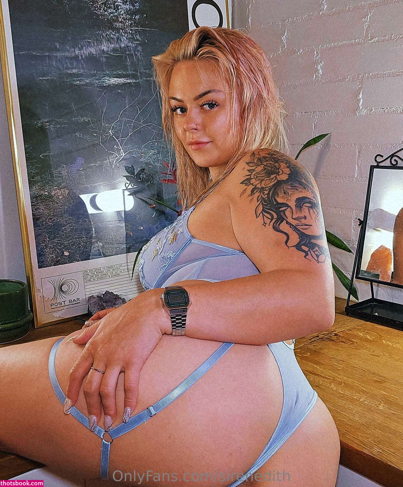 sirenedith Photo #18