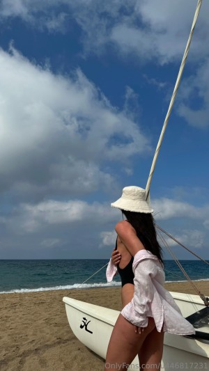 Evelien Murano Photo #6