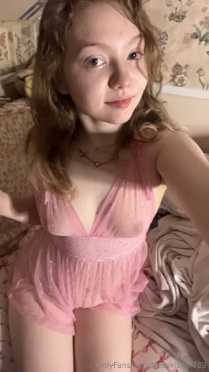 hellokitty4769 Photo #9