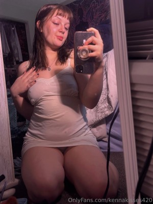 kenziekisses420 Photo #20