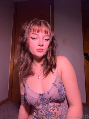 kenziekisses420 Photo #24