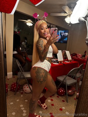 missnaturalbby Photo #38