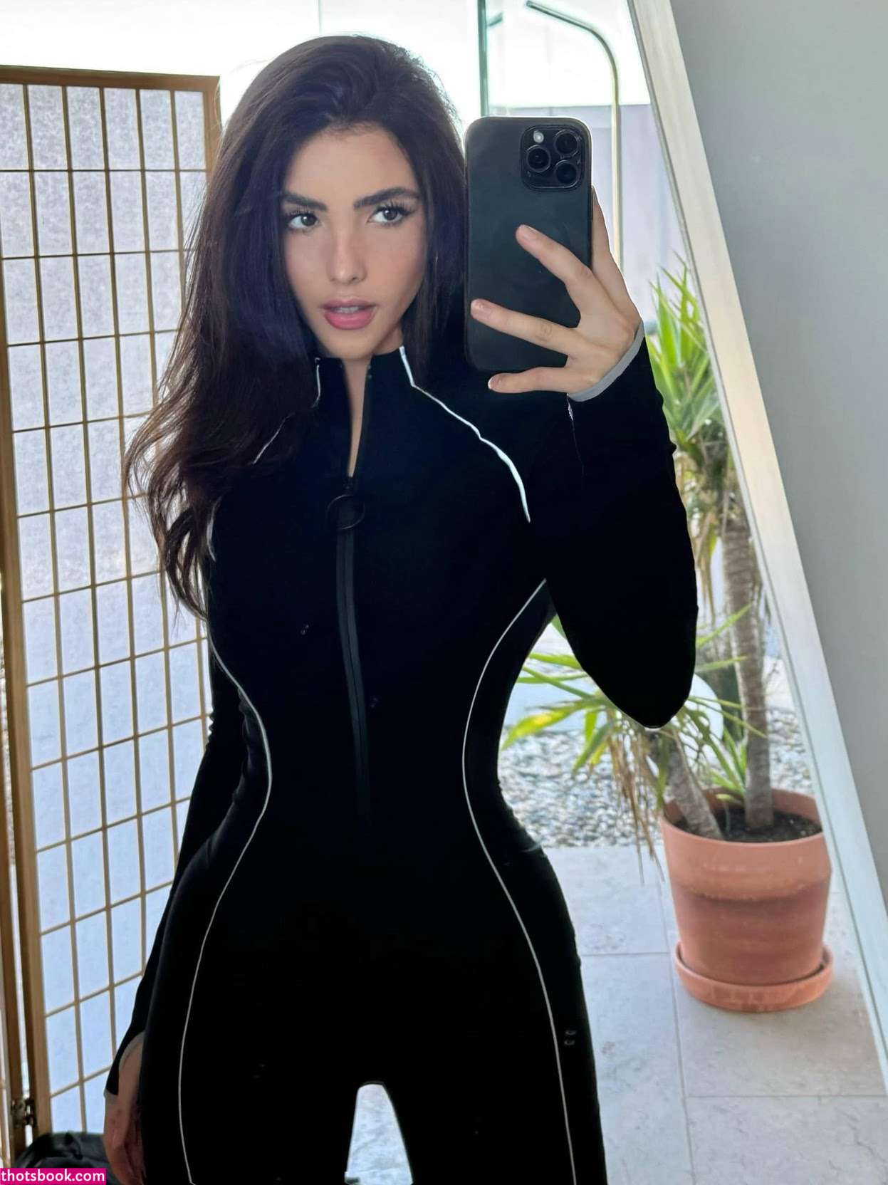 Andrea Botez Photo #72