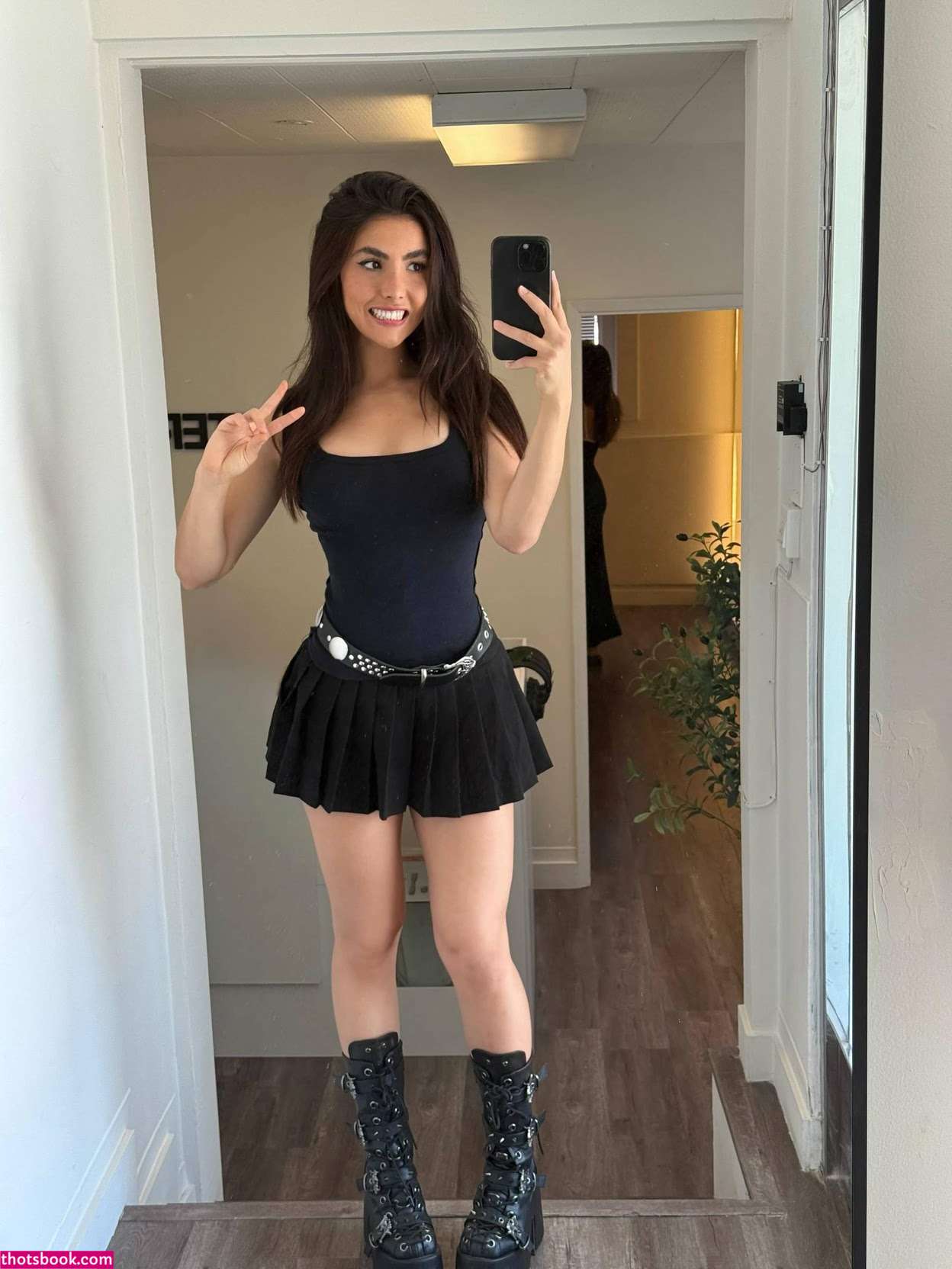 Andrea Botez Photo #74