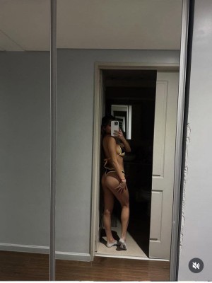 Araceli Salinas Photo #30