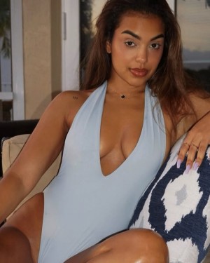 Ashley Nicole Post #9