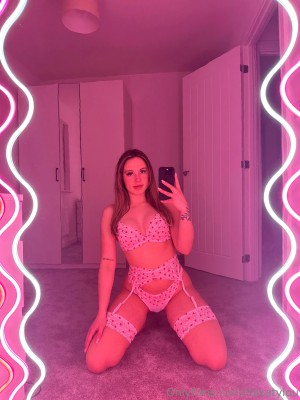 itskatylou Photo #31