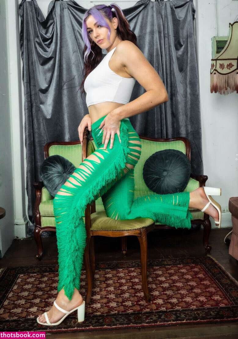 Lena Kross Photo #27