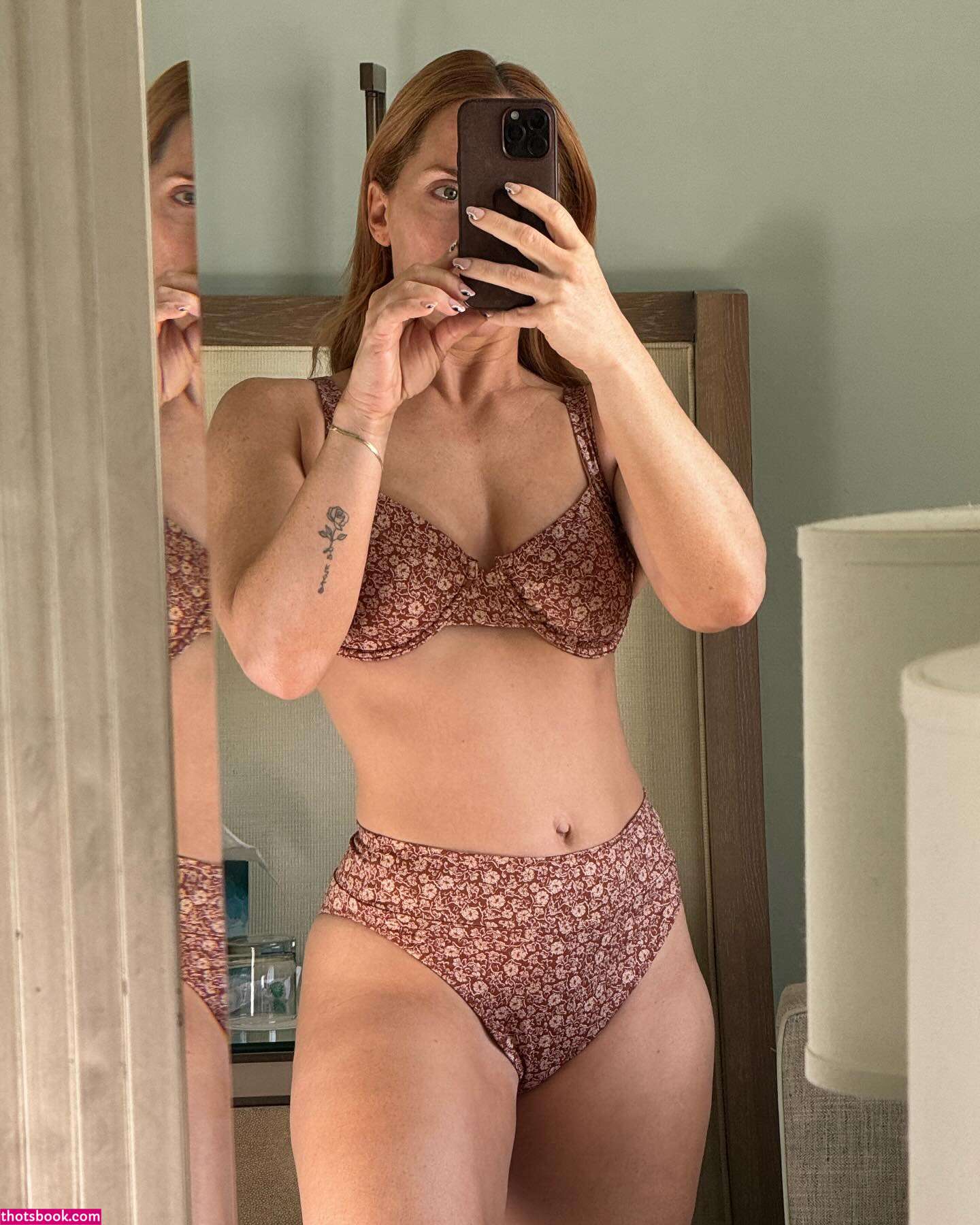 Meg Gallagher Photo #9