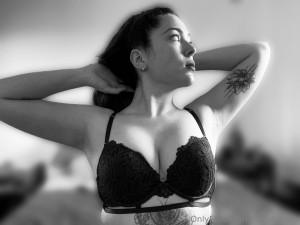 kinkydaniela Photo #18