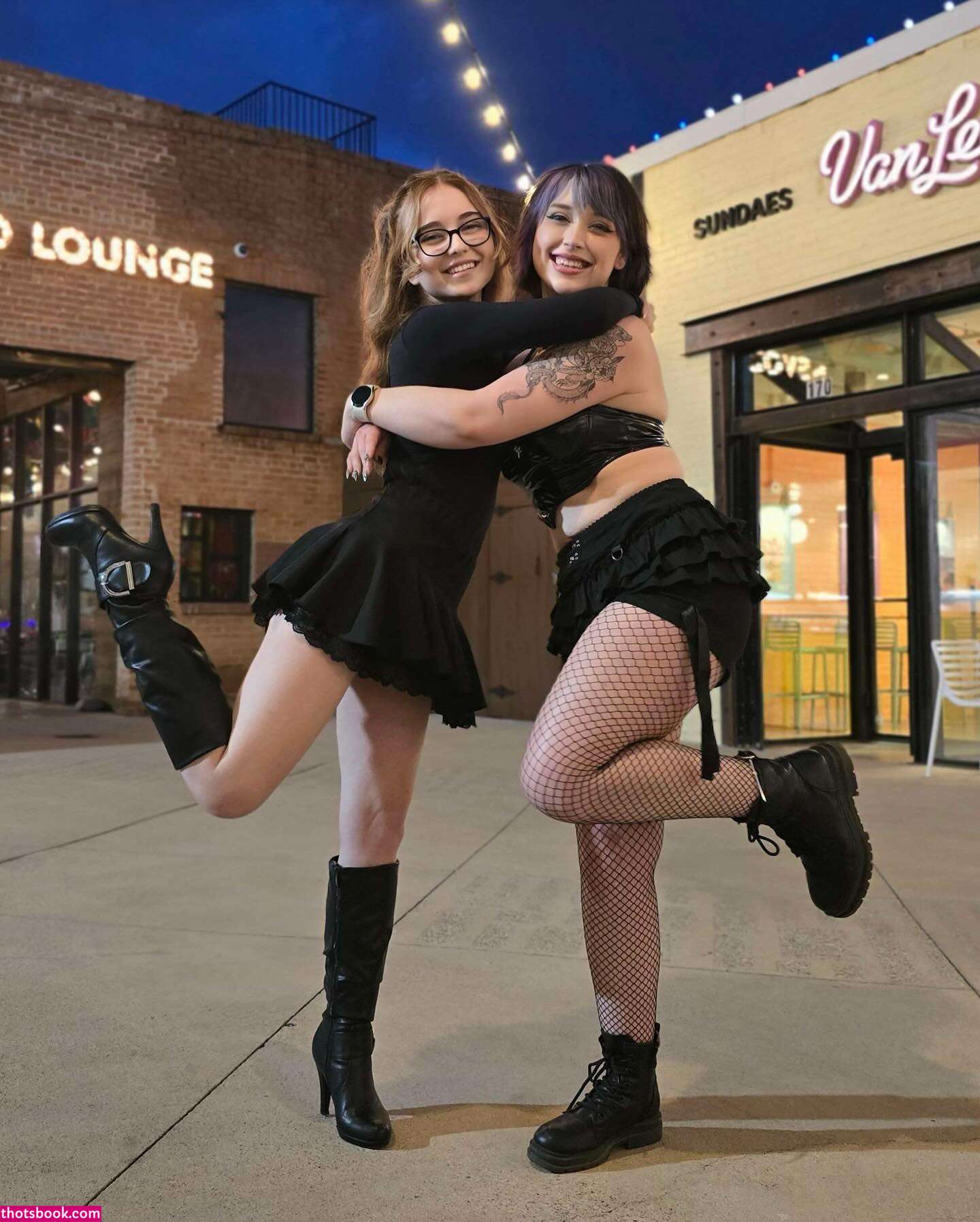 Lyssaurora Photo #13