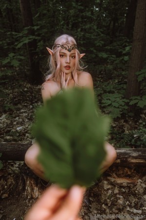 Ellie Land Photo #256