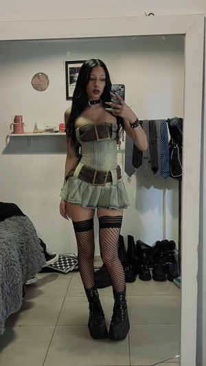 Izzy Lavigne Photo #23