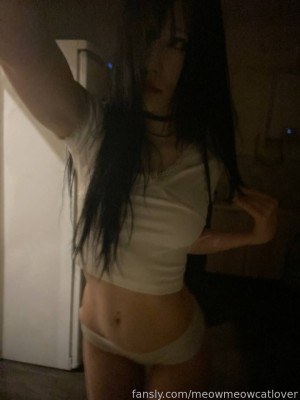 meowmeowcatlover Photo #13