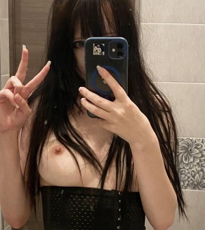 meowmeowcatlover Photo #36