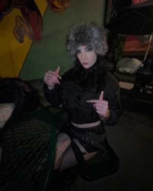 Raven Numan Photo #30