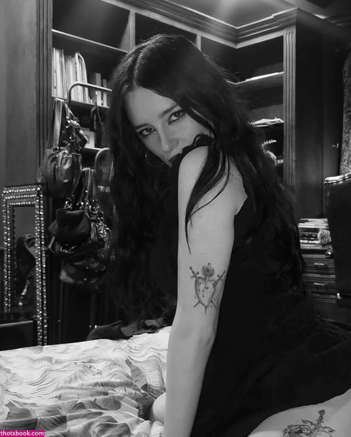 Raven Numan Photo #38