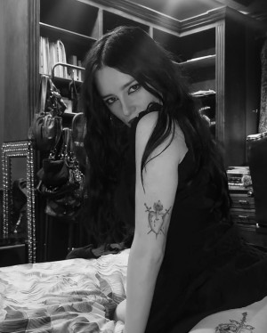 Raven Numan Photo #38