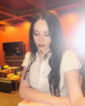 Raven Numan Photo #42