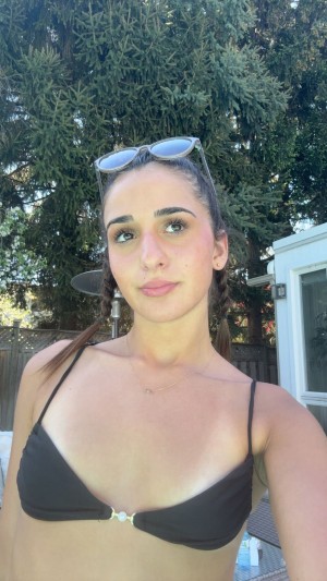 Pardiss Carello Photo #20