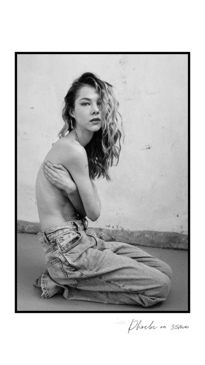 Phoebe Combes Photo #24