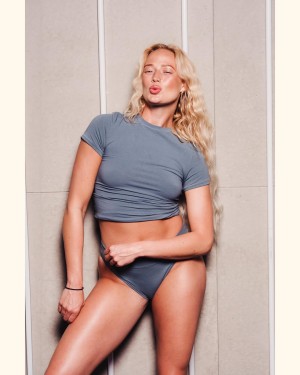 Sophie Cunningham Photo #14