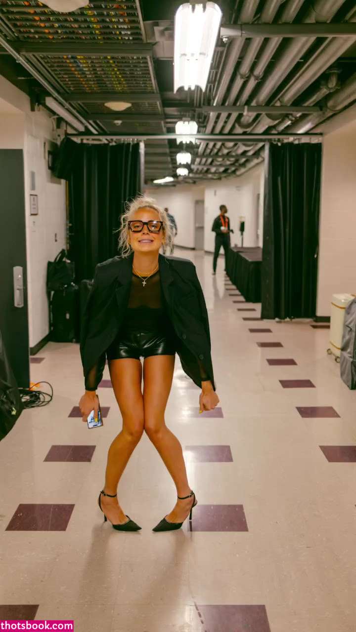 Sophie Cunningham Photo #47