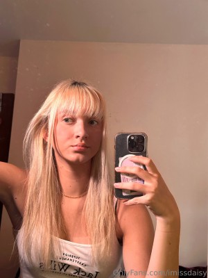 imissdaisy Photo #1