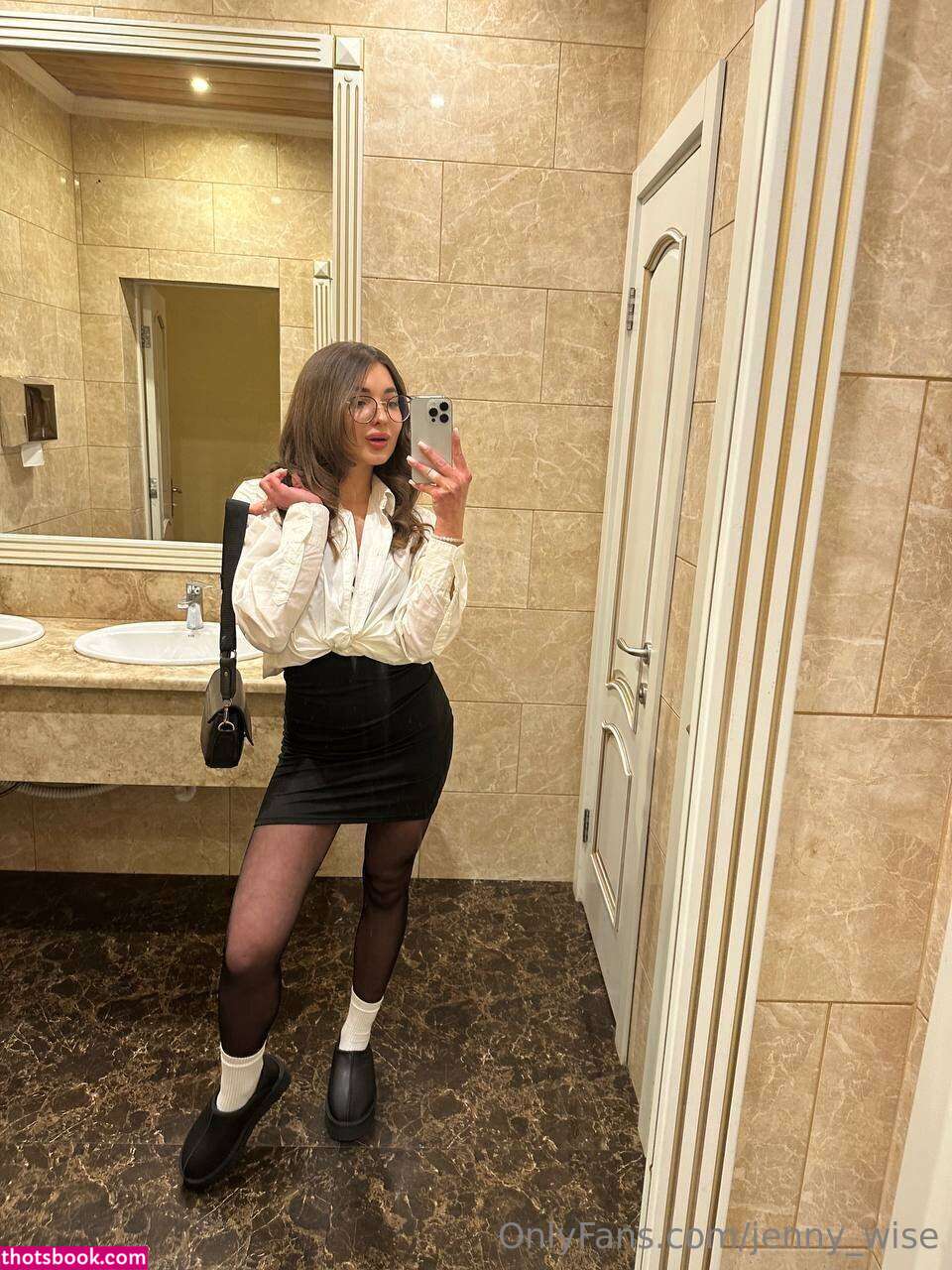 Jenny Wise Photo #19