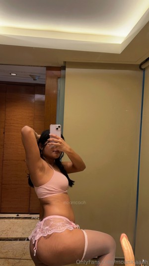 moanicaaah Photo #11