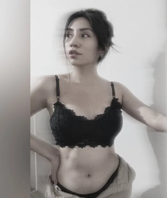 Stefanny Oré Photo #82