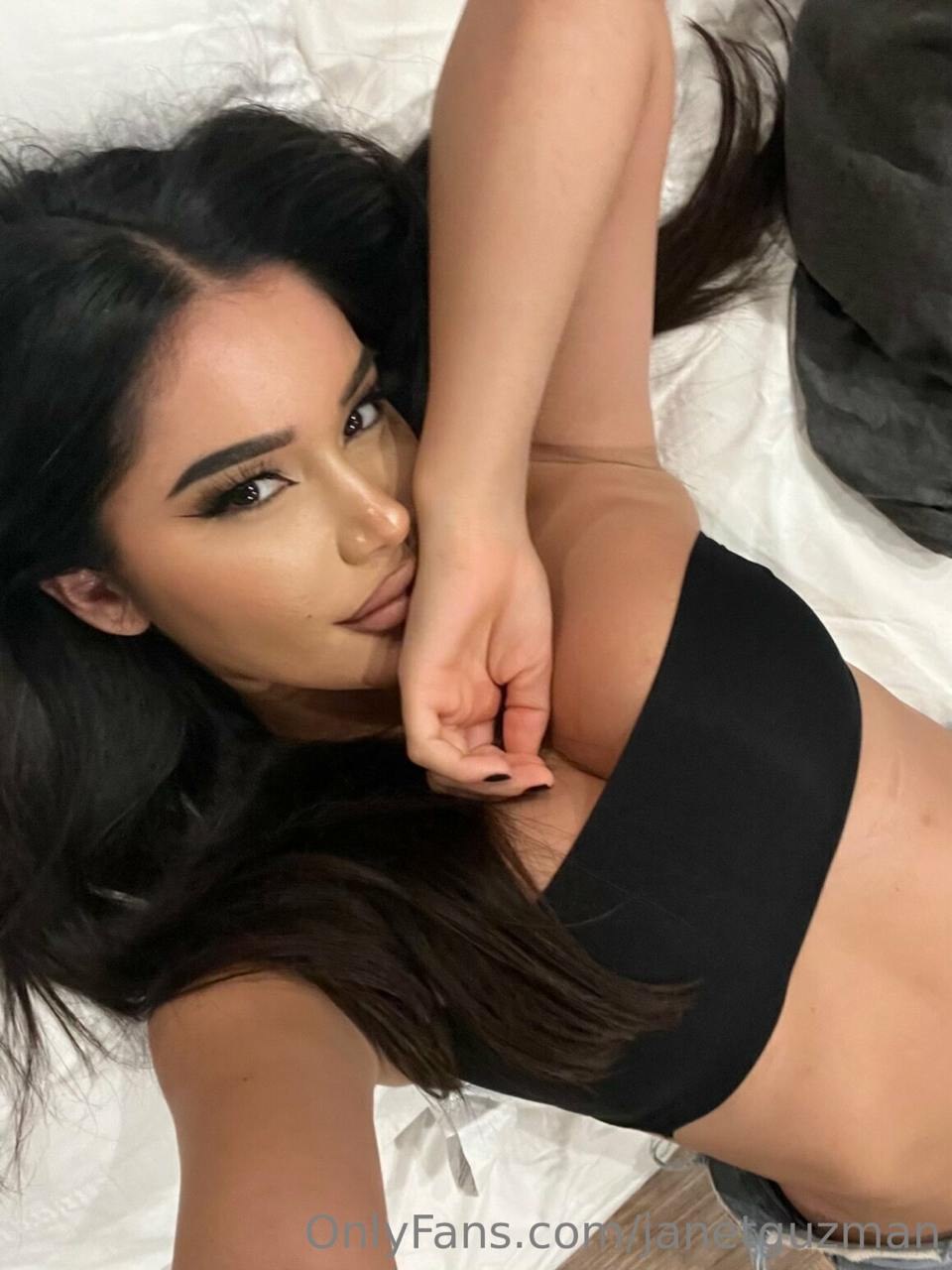 Janet Guzman Photo #103
