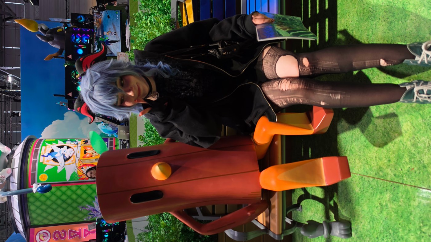 Celebi.cos Photo #114