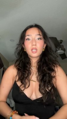 Sabrina Pezeshkian