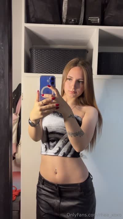 Rhea_xoxo Video #24