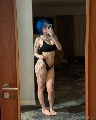 Lyra Crow Photo #1157