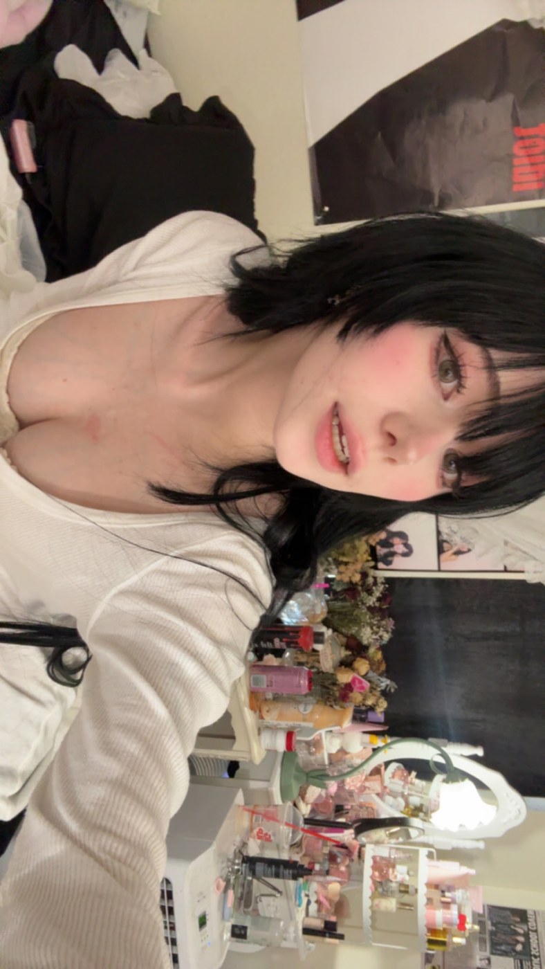 ashisbees Photo #32