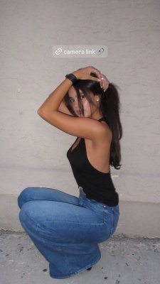 Ella Mendelsohn Photo #126