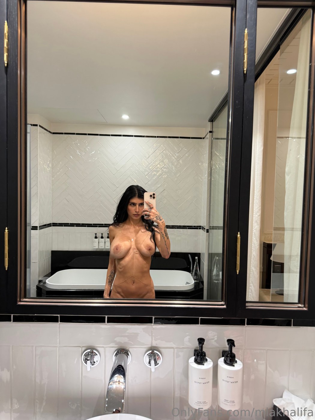 Mia Khalifa Photo #1322