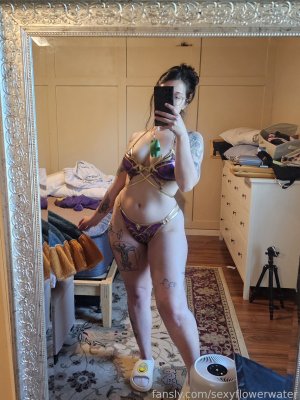 Sexyflowerwater Post #43