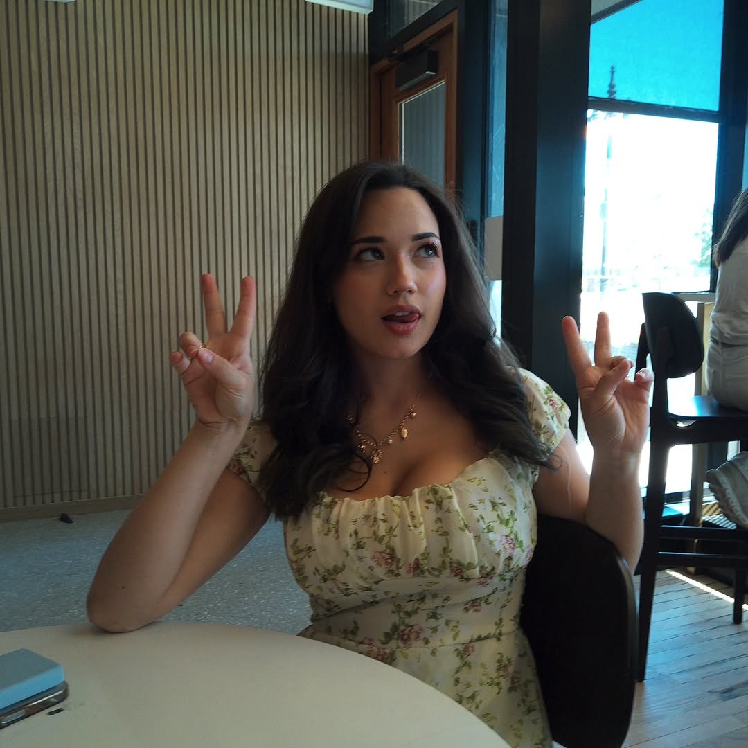 Sofia Gomez Photo #1564