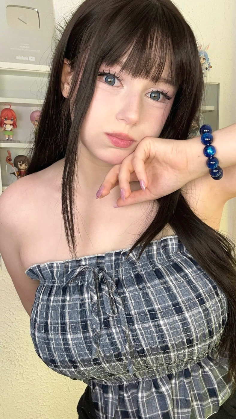 Upminaa Photo #278