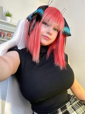 Upminaa Photo #294