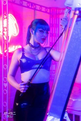 Jewelzblu Post #53